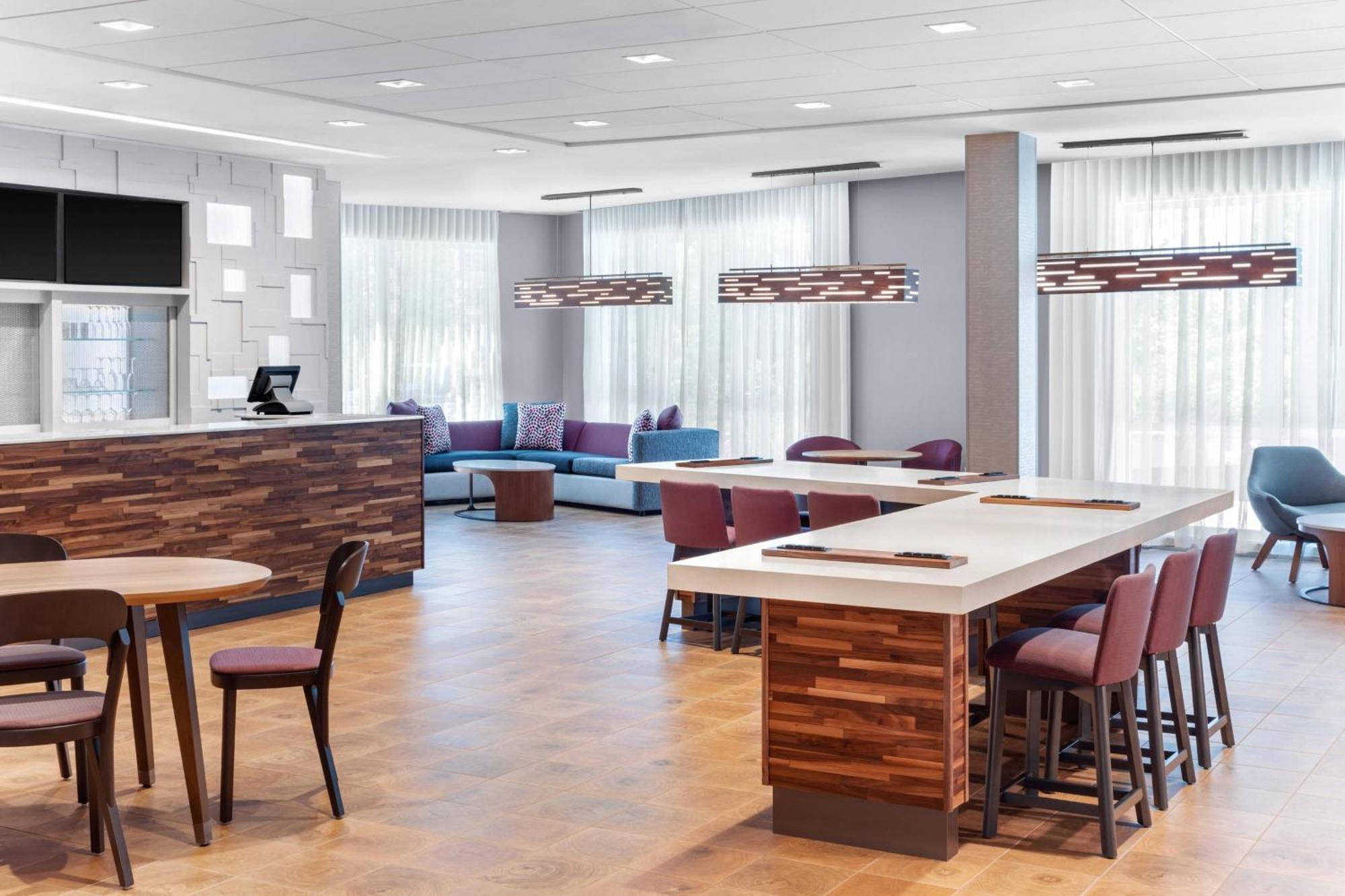 Courtyard By Marriott Wayne Fairfield Hotel Ngoại thất bức ảnh